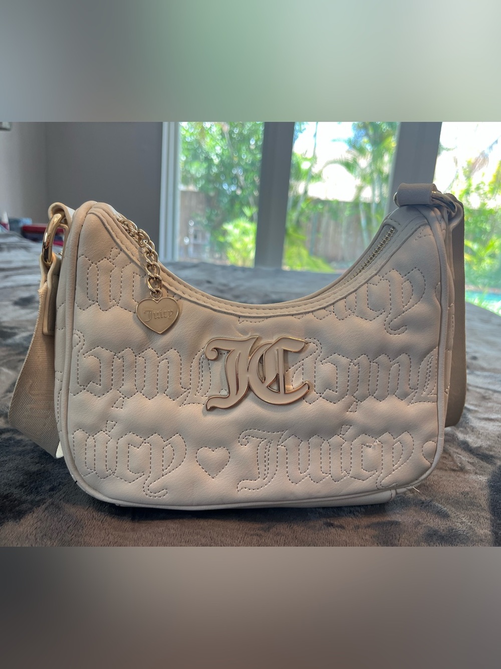 NWOT Juicy Couture Cream Quilted Logo Shoulder Bag with JC Charm